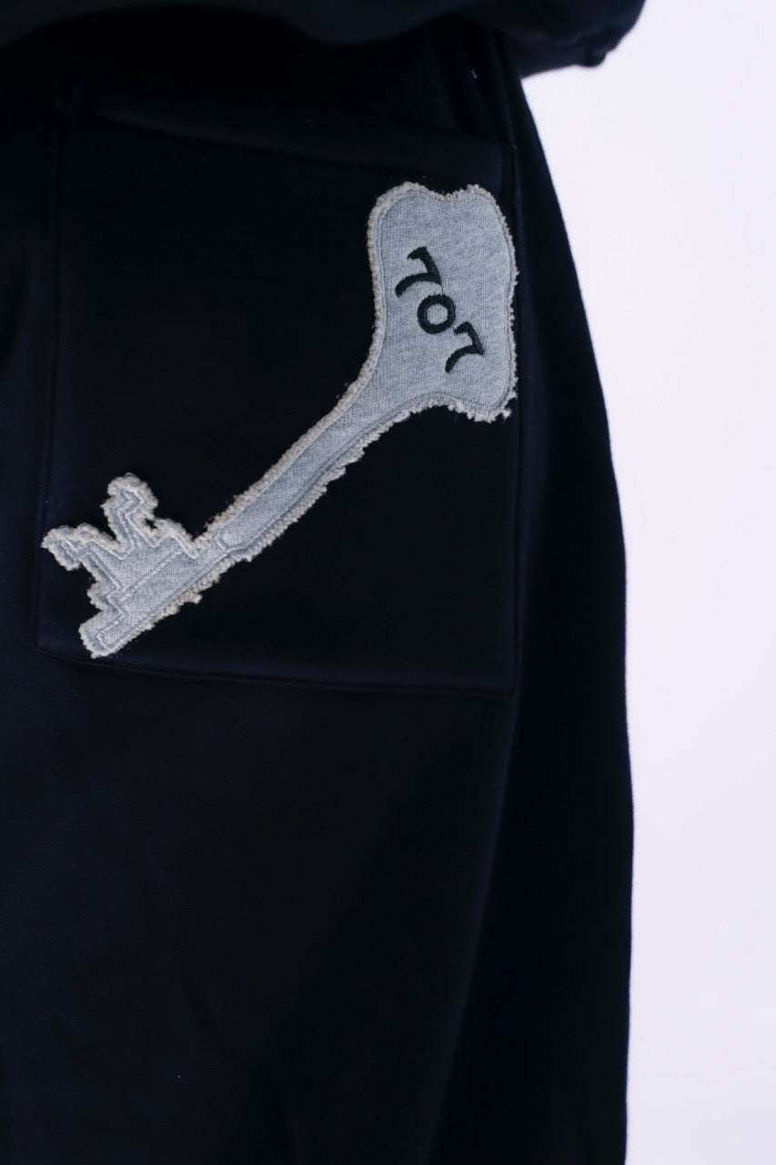 Osaki Sweatpants [Pre-Order: Ships September 30]